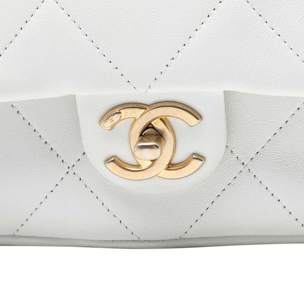 Chanel Small Quilted Lambskin A Real Catch Flap - 5
