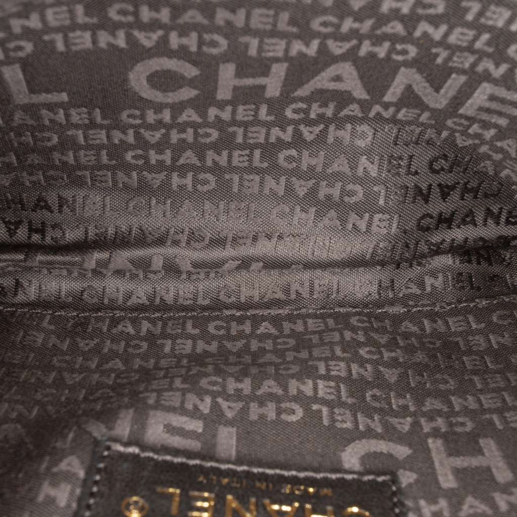 Chanel Wool Needlepoint Precious Symbols Pochette - 4