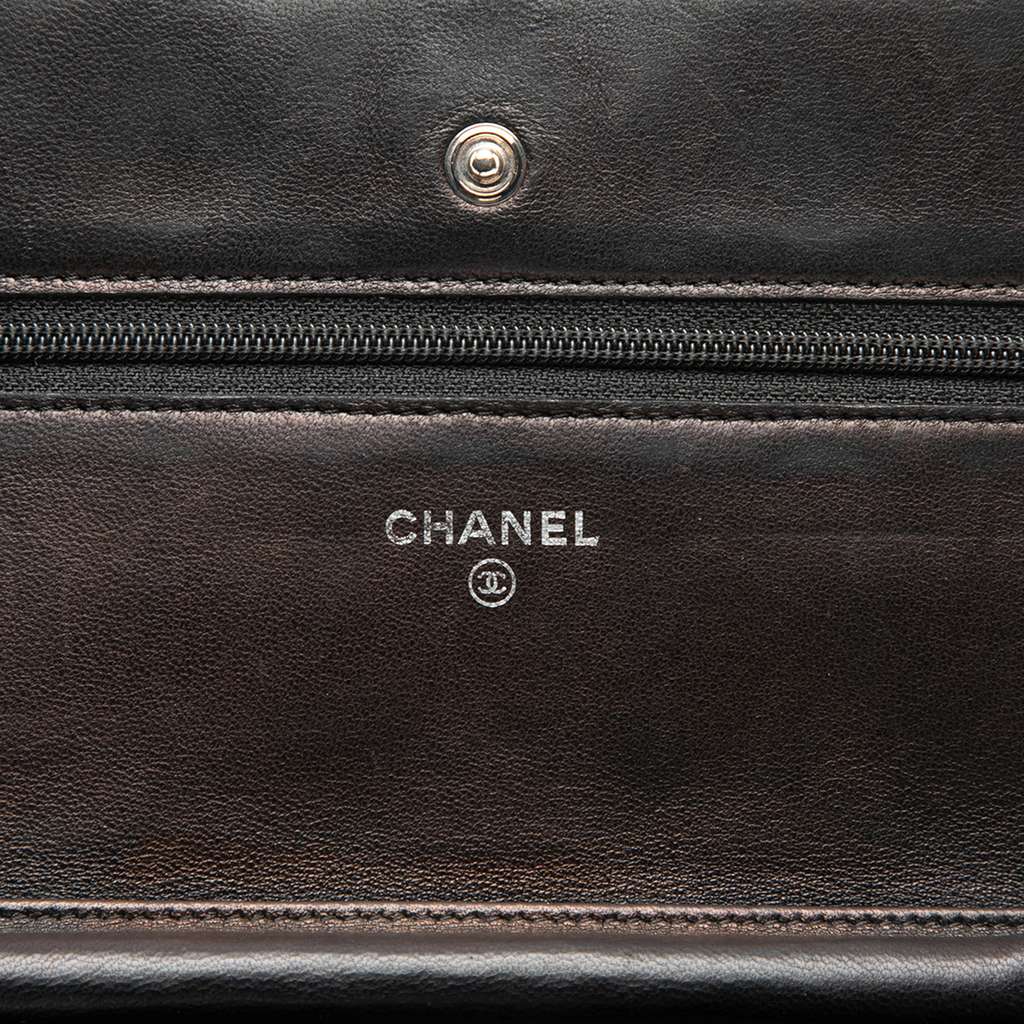 Chanel CC Quilted Patent Wallet On Chain - 5