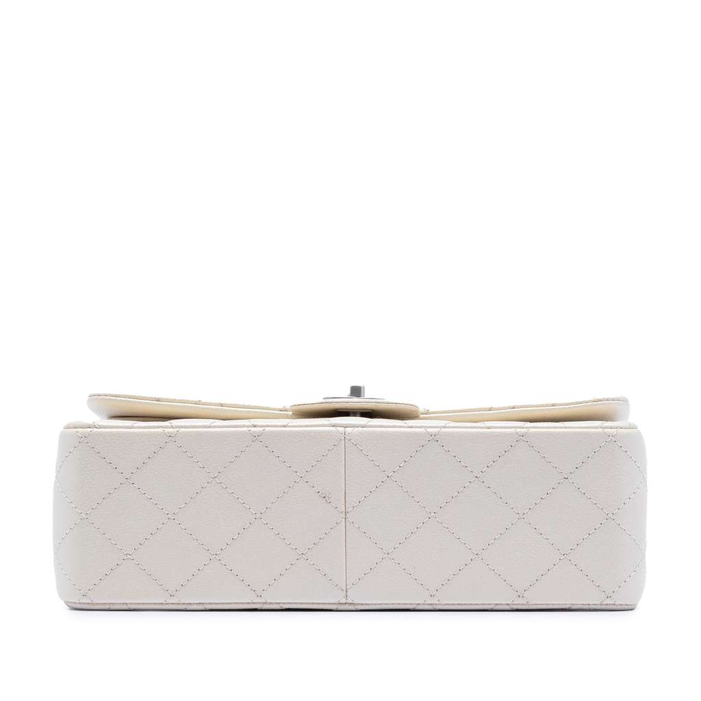 Chanel Jumbo Classic Iridescent Caviar Double Flap - 3