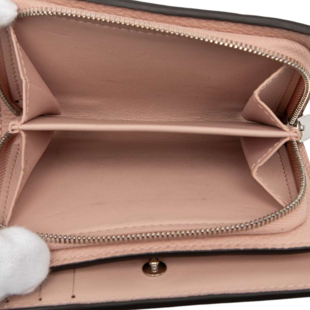 Louis Vuitton Monogram Mahina Clea Wallet - 4