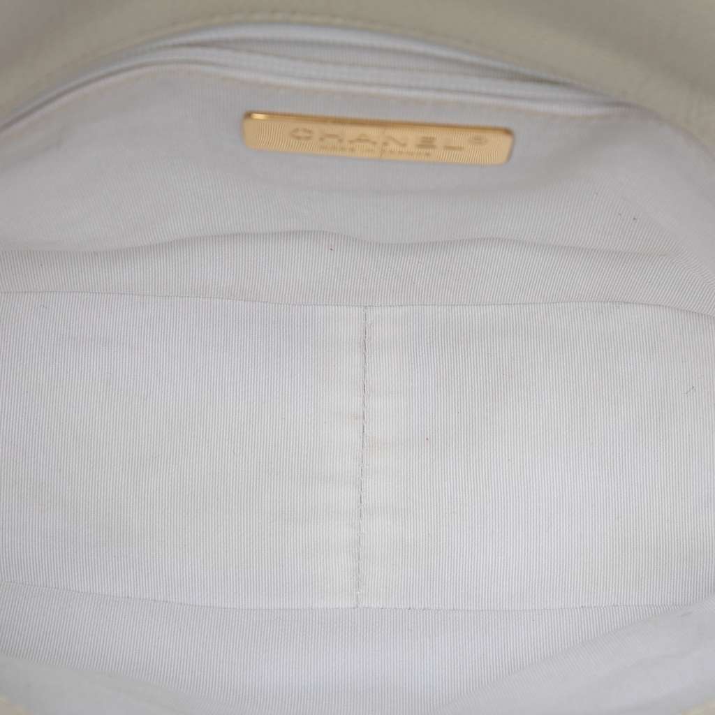 Chanel Medium Crochet Calfskin 19 Flap - 4