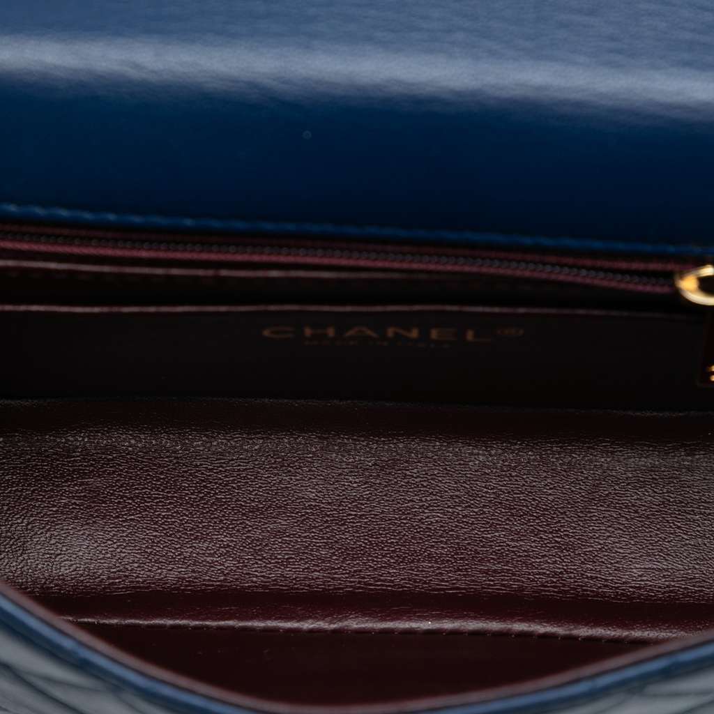 Chanel Mini Quilted Lambskin Chic With Me Flap - 4