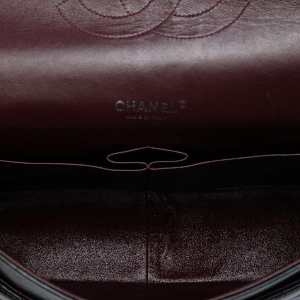 Chanel Maxi Classic Lambskin Double Flap - 4