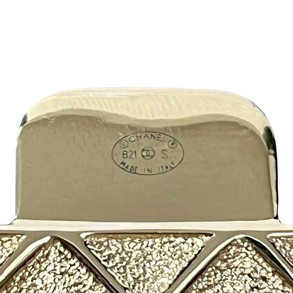 Chanel CC Gold Plated Leather and Faux Pearl Classic Flap Bag Necklace Gold Metal Very good - Model View