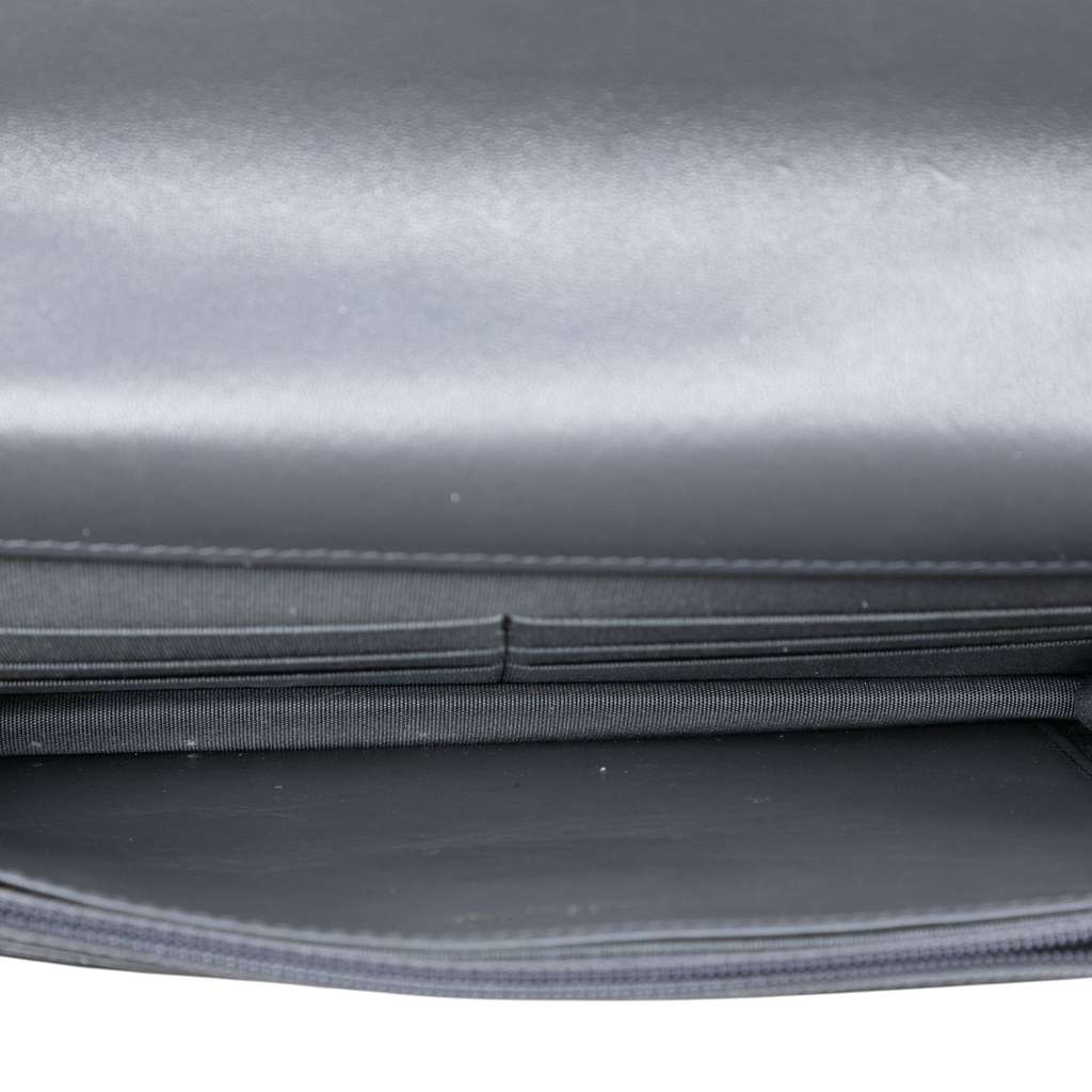 Chanel Quilted Lambskin 19 Wallet on Chain - 4