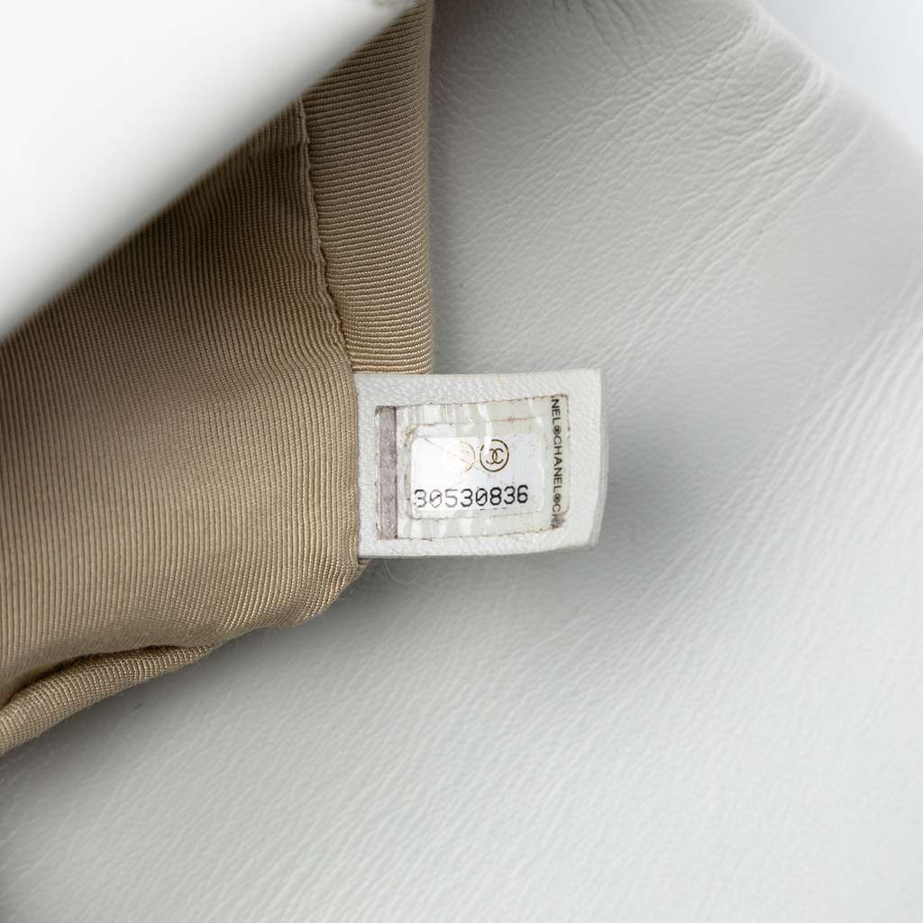 Chanel Medium Lambskin 19 Flap - 5