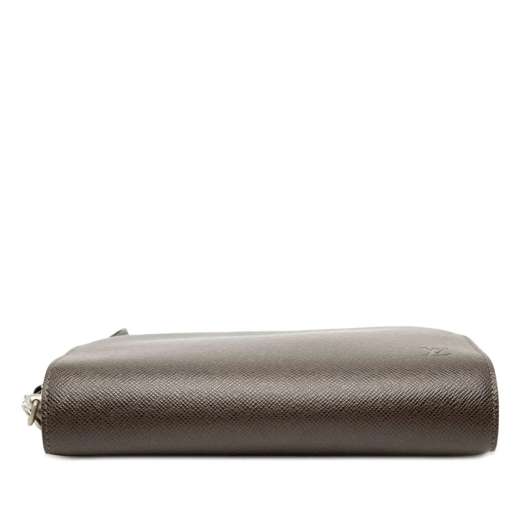Louis Vuitton Taiga Pochette Baikal Brown Leather Good - Inside View