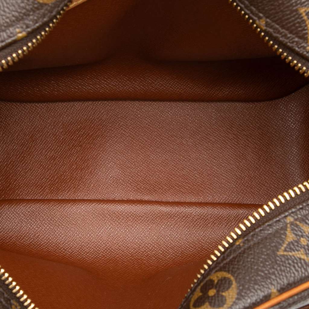 Louis Vuitton Monogram Blois - 4