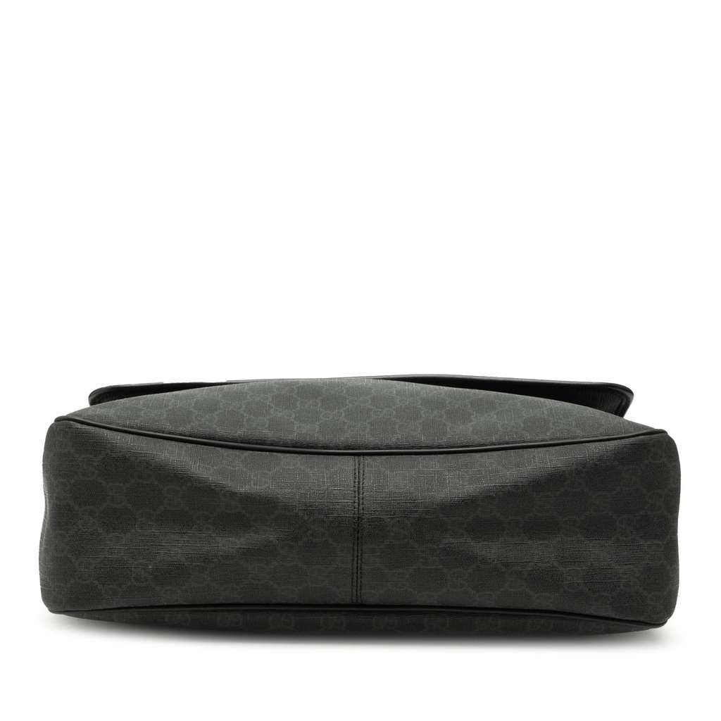 Gucci GG Supreme Flap Messenger Bag - 3