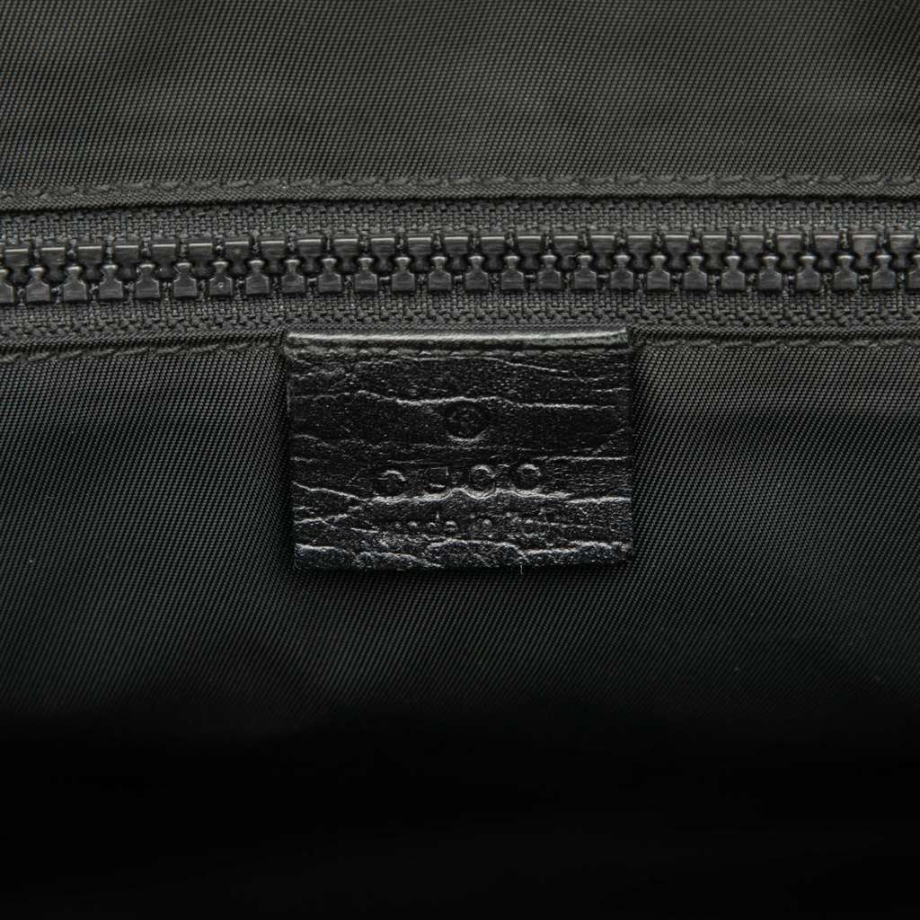 Gucci GG Supreme Flap Messenger Bag - 5