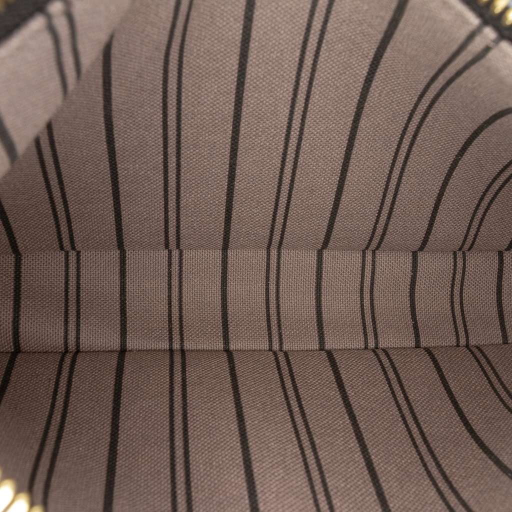 Louis Vuitton Monogram Empreinte Easy Pouch On Strap - 4