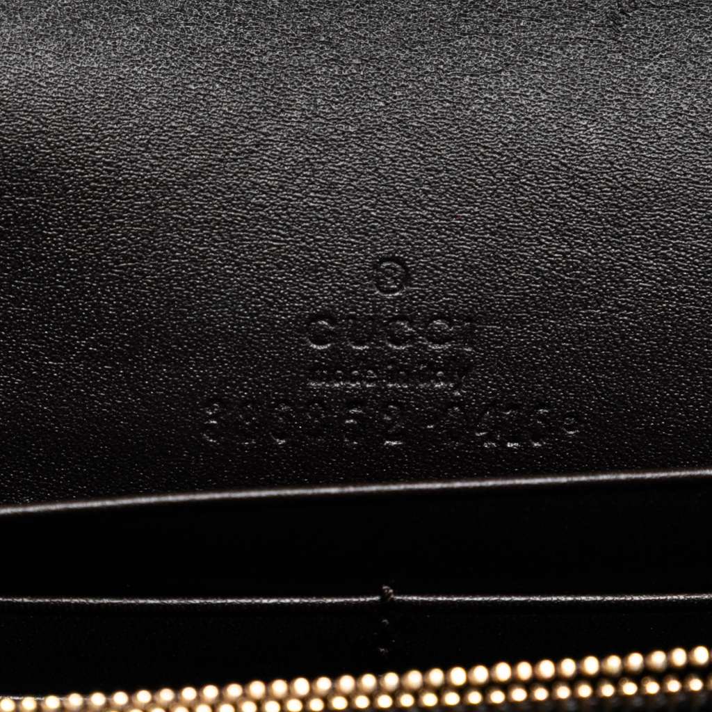 Gucci GG Supreme Clutch - 5