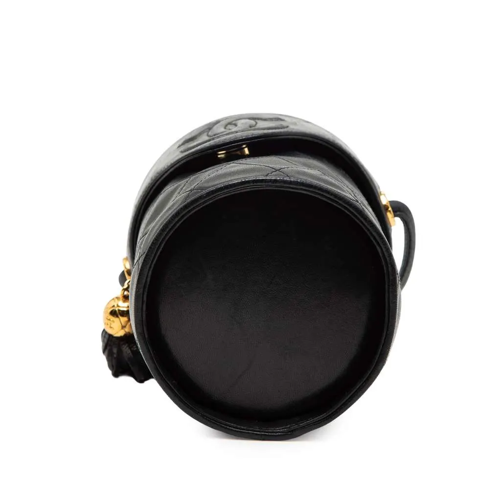 Chanel Mini Quilted Lambskin Canteen Tassel Vanity Case Black Leather Very good - Inside View