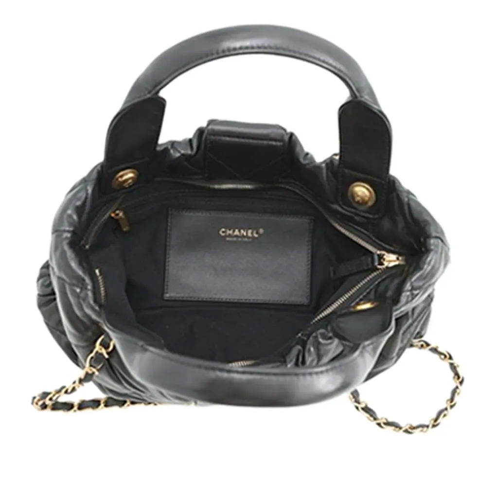 Chanel Shiny Lambskin Bow Bag Black Leather Good - Model View