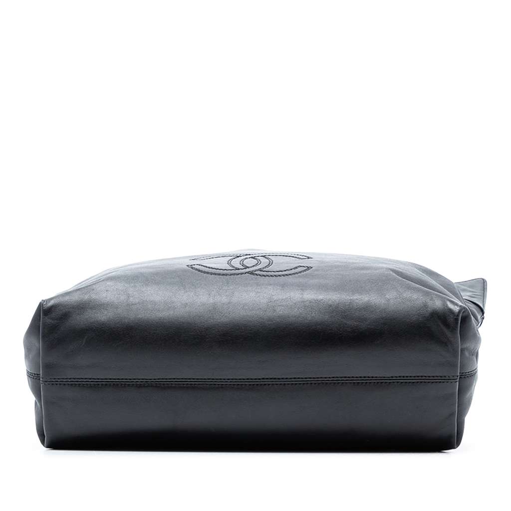 Chanel CC Lambskin Tote - 3