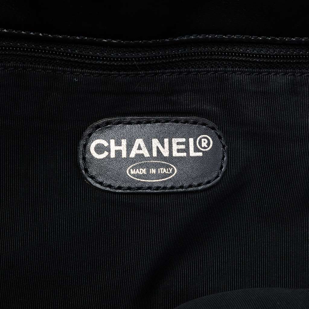 Chanel CC Lambskin Tote - 5