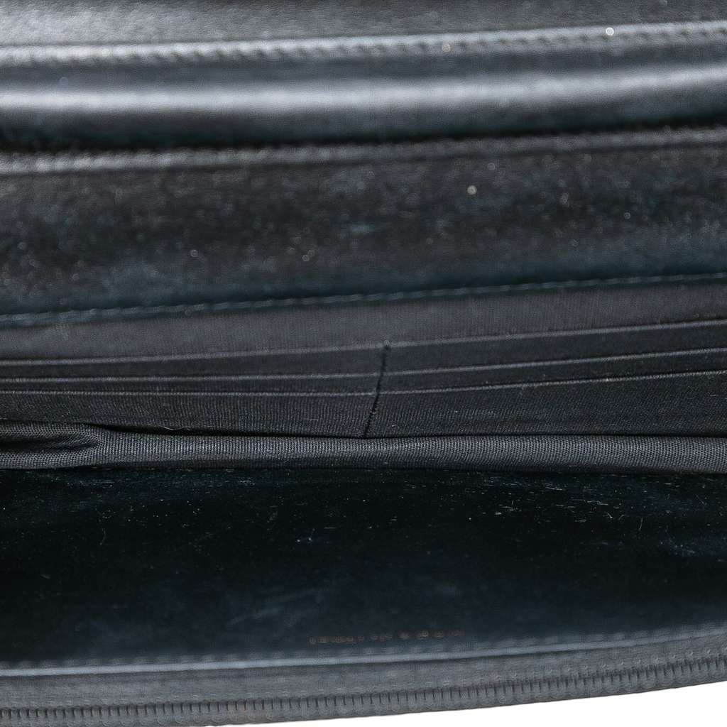 Chanel Chevron Caviar Boy Wallet On Chain - 4