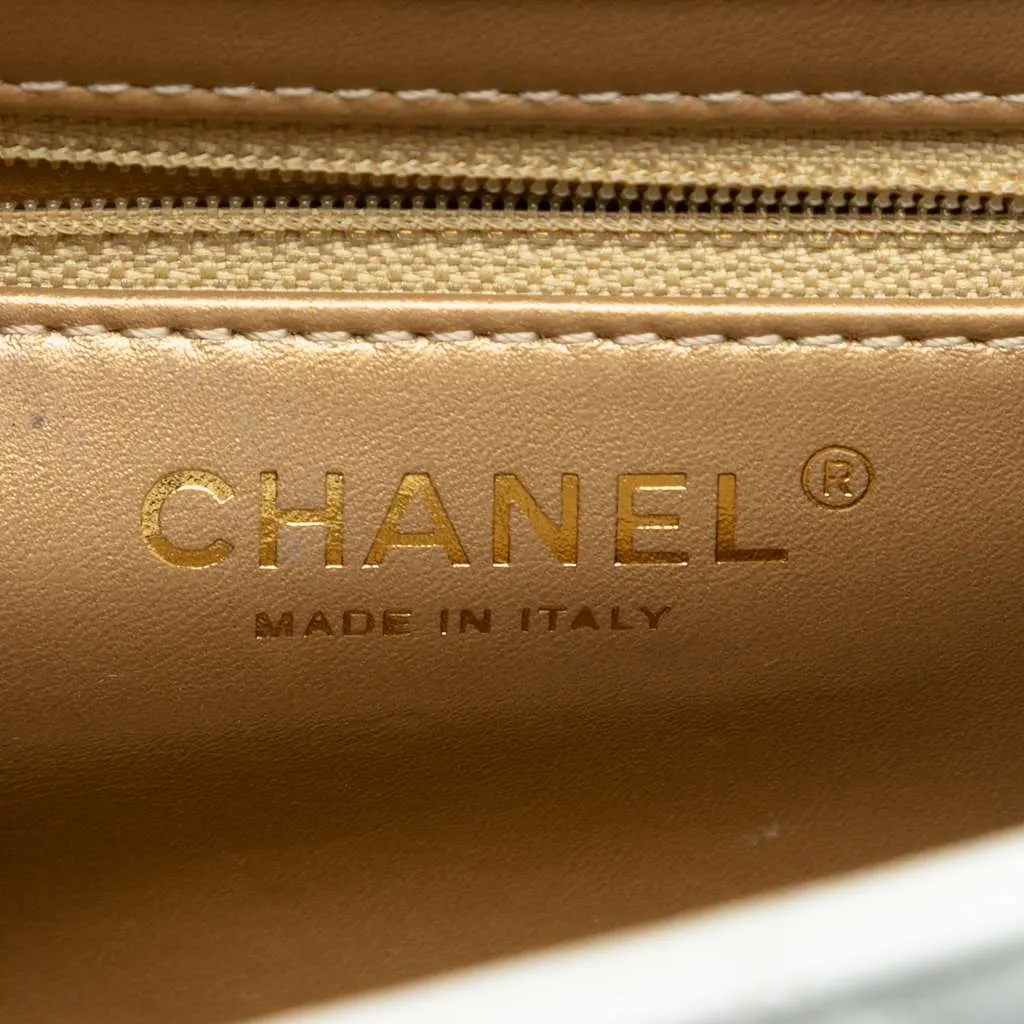 Chanel Quilted Lambskin Crystal Geometric CC Frame Flap White Leather Very good - Box View