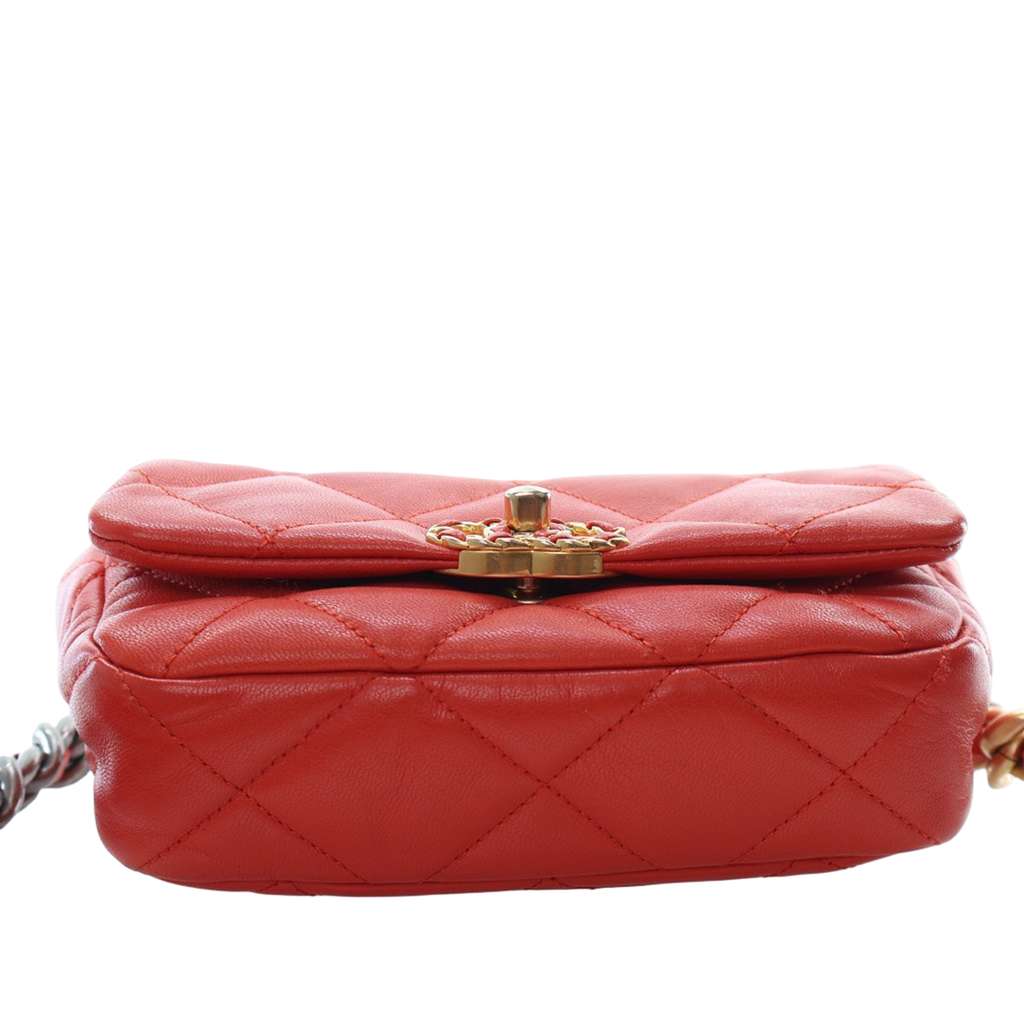 Chanel Lambskin 19 Belt Bag - 5