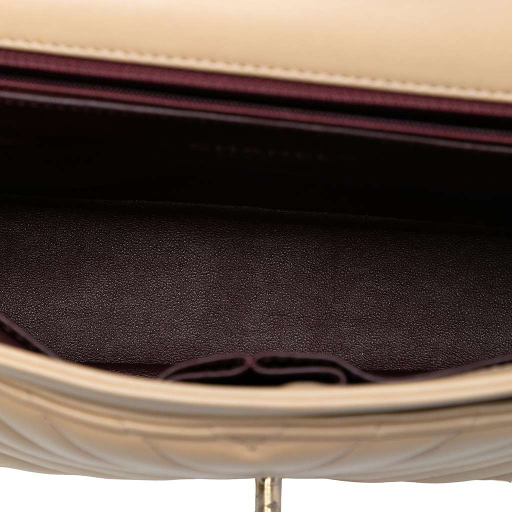 Chanel Jumbo Classic Chevron Lambskin Single Flap - 4