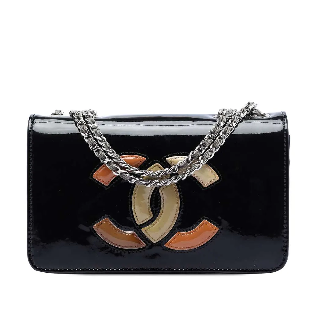Chanel CC Patent Lipstick Flap Black Leather Very good - Front View
