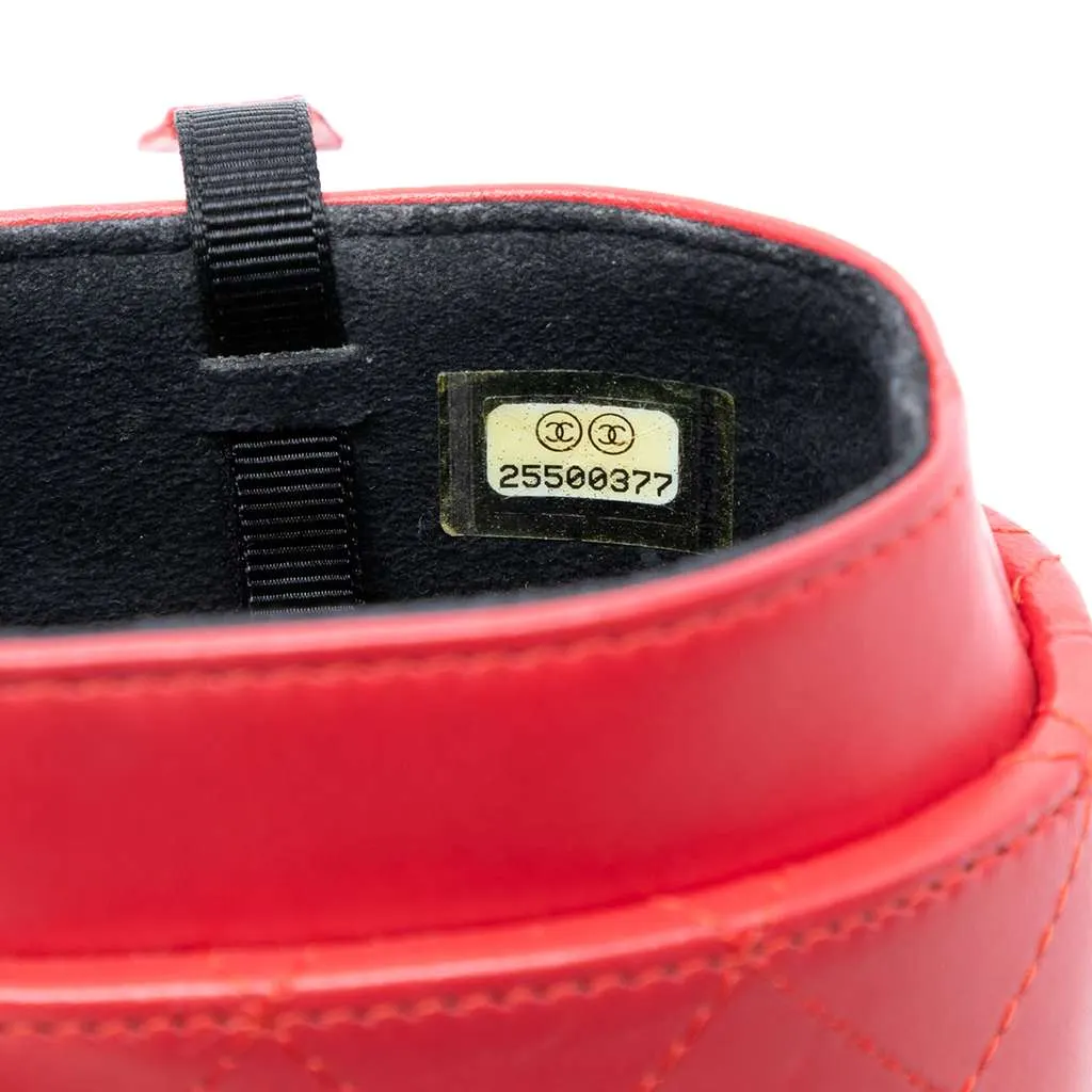 Chanel CC Quilted Lambskin Chain Around Phone Holder Red Leather Very good - Box View