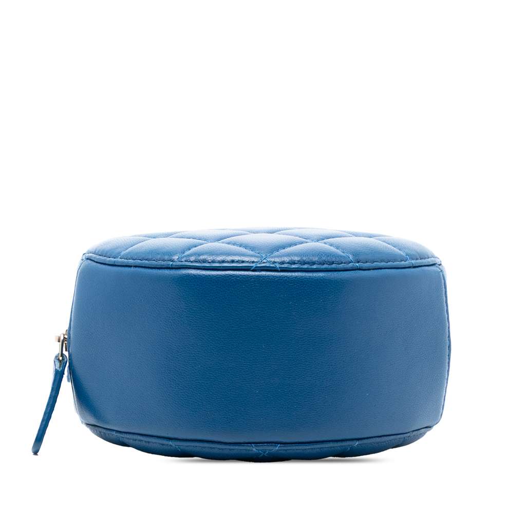 Chanel CC Quilted Lambskin Pearl Crush Round Clutch with Chain - 3