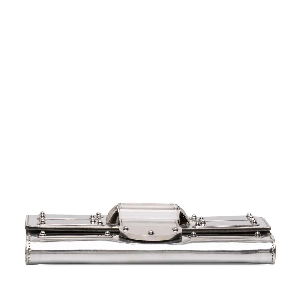 Gucci Patent Leather Mirror Clutch Silver Leather Very good - Inside View