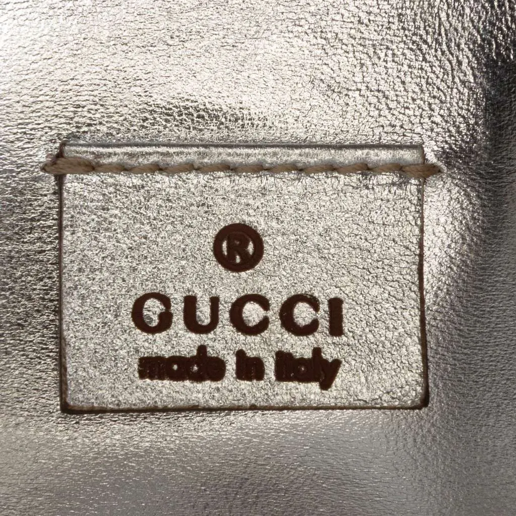 Gucci Patent Leather Mirror Clutch Silver Leather Very good - Box View