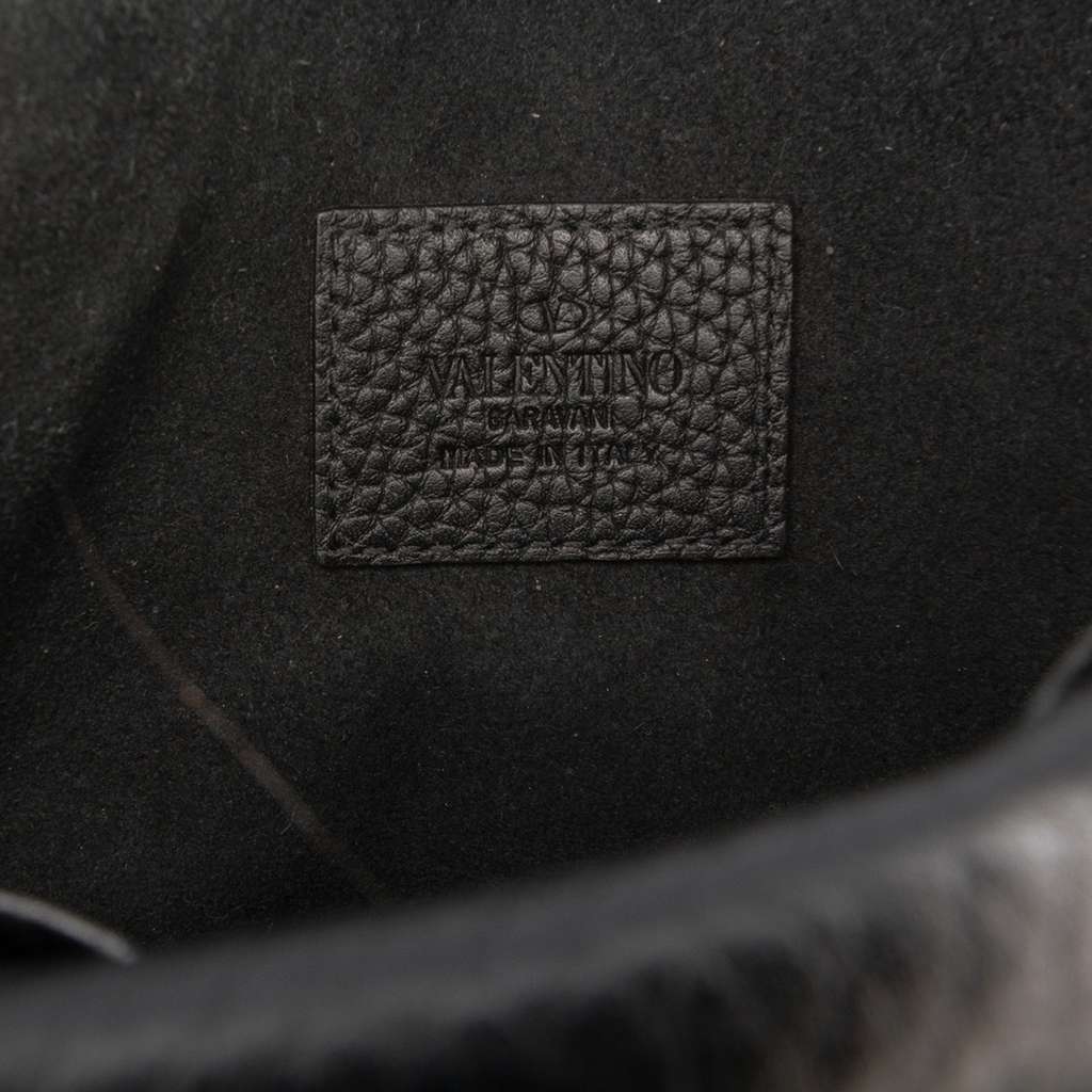 Valentino Pebbled Calfskin Rockstud Envelope Wallet on Chain - 5