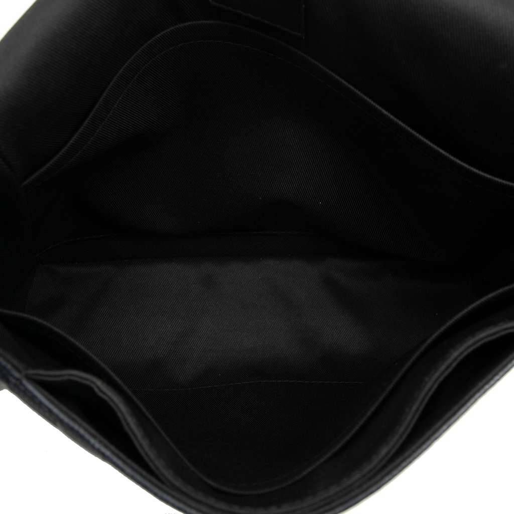 Louis Vuitton Damier Infini District PM - 4