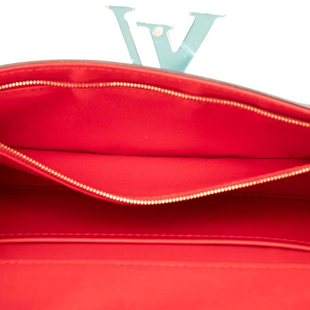 Louis Vuitton Vernis Louise Clutch - 4