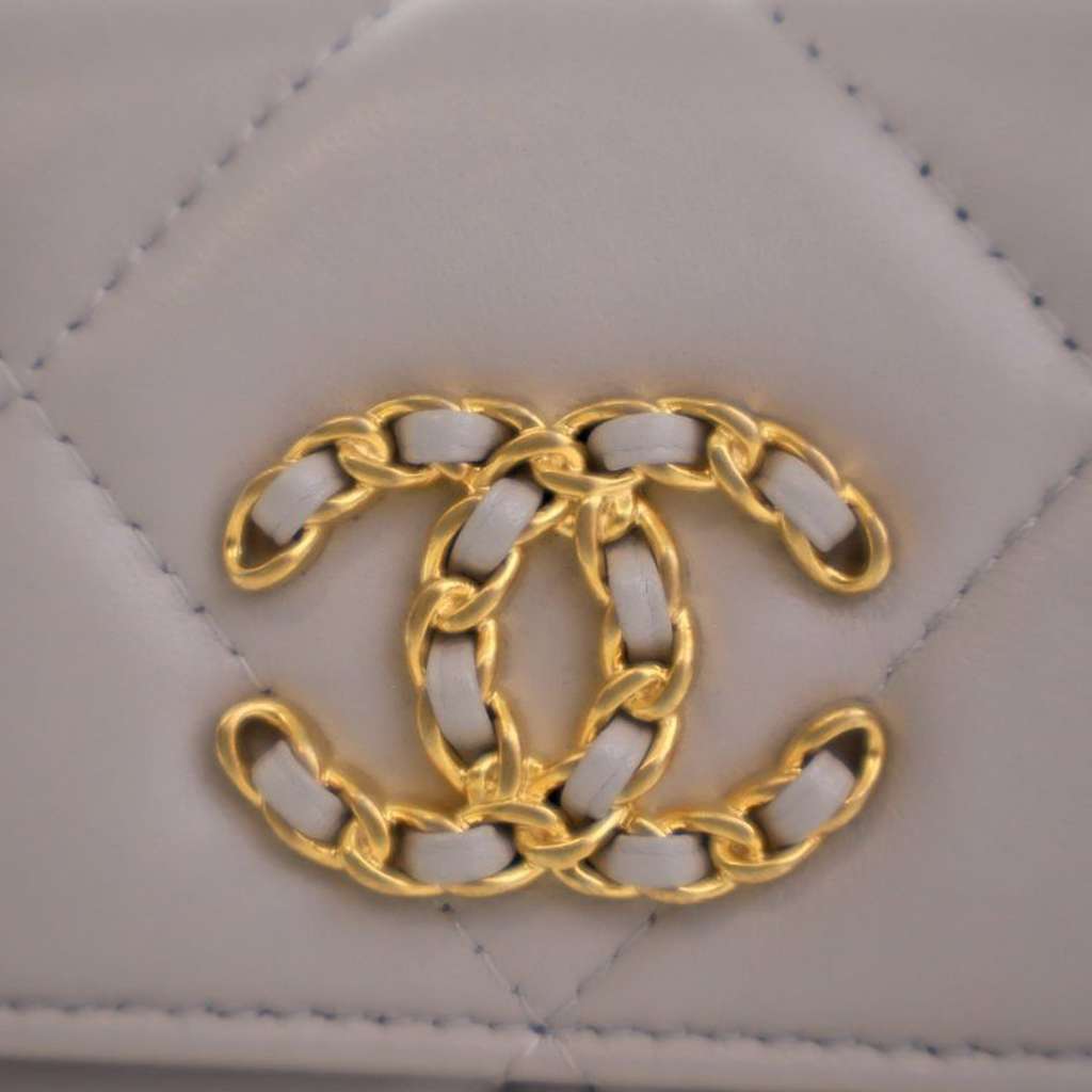 Chanel Quilted Lambskin 19 Flap Coin Purse With Chain - 5