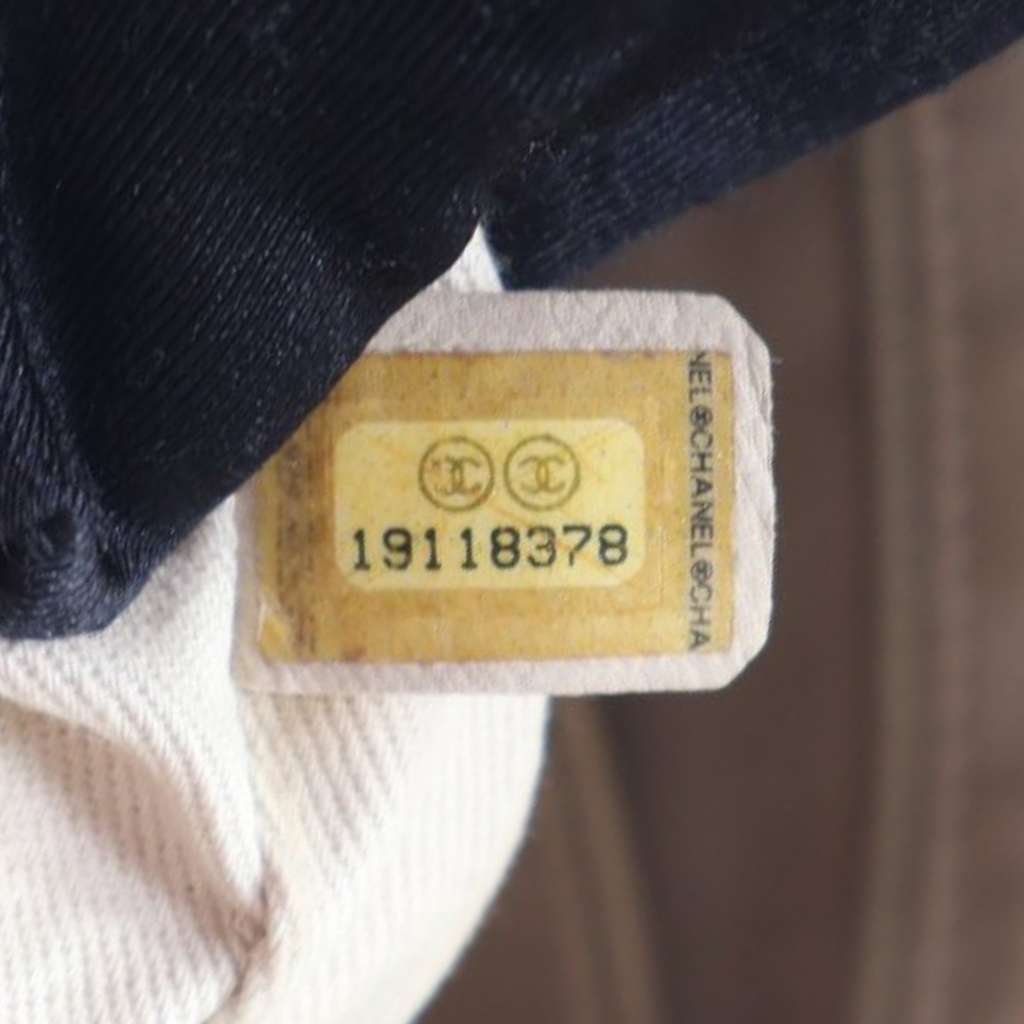 Chanel Small Quilted Caviar CC Pocket Tote - 4