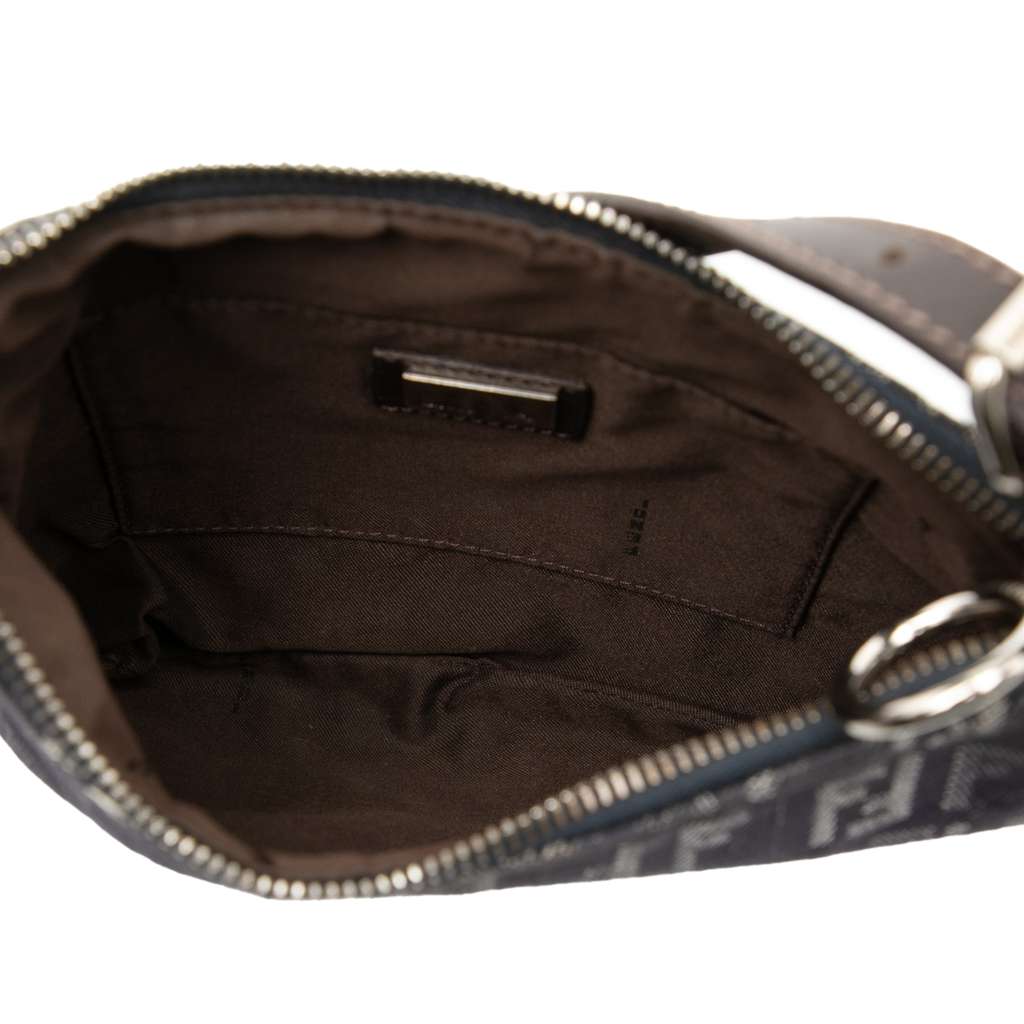 Fendi Zucchino Denim Oyster Shoulder Bag Blue Denim Good condition - Model View