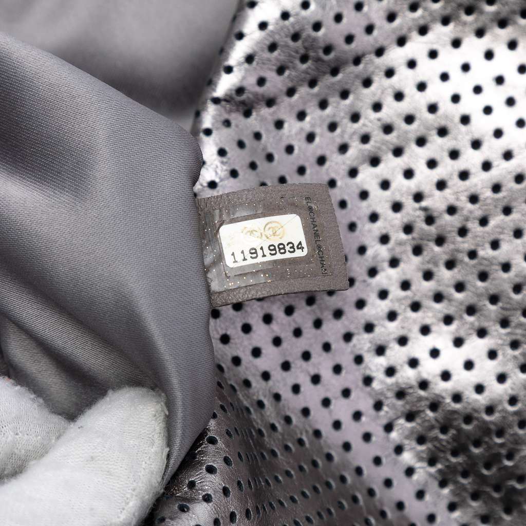 Chanel Medium Reissue Perforated Calfskin Drill Flap Silver Leather Good condition - Box View