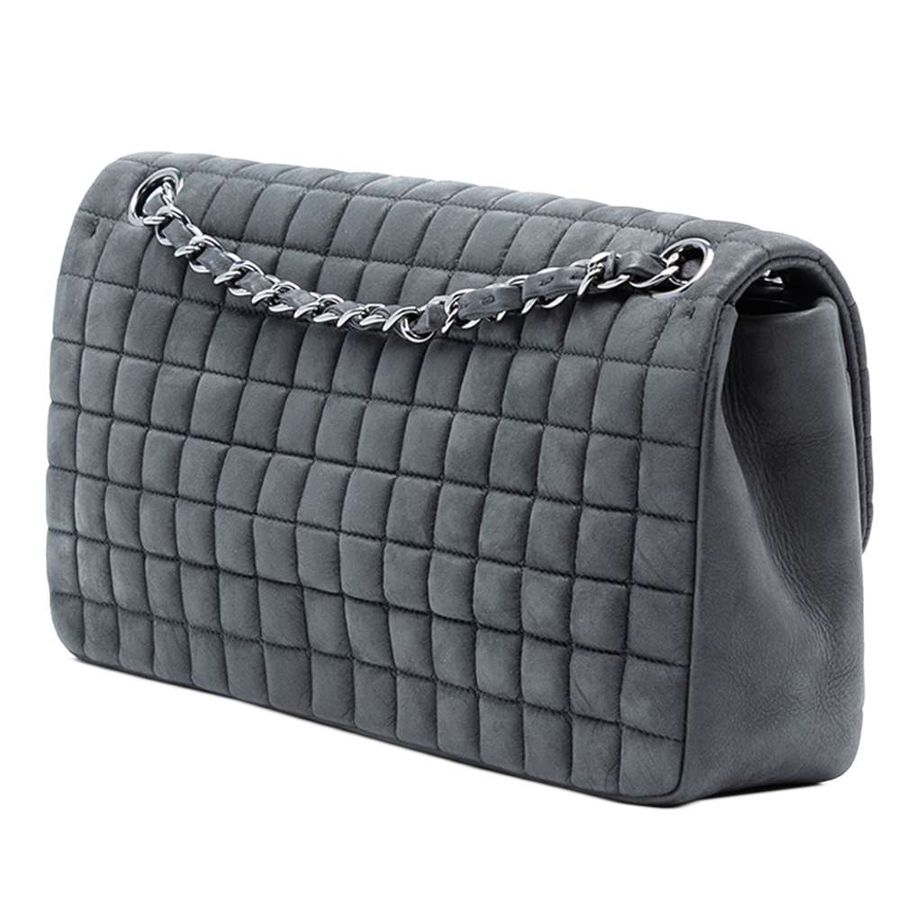 Chanel Chocolate Bar Iridescent Calfskin Bubble Flap Grey Leather Good condition - Back View
