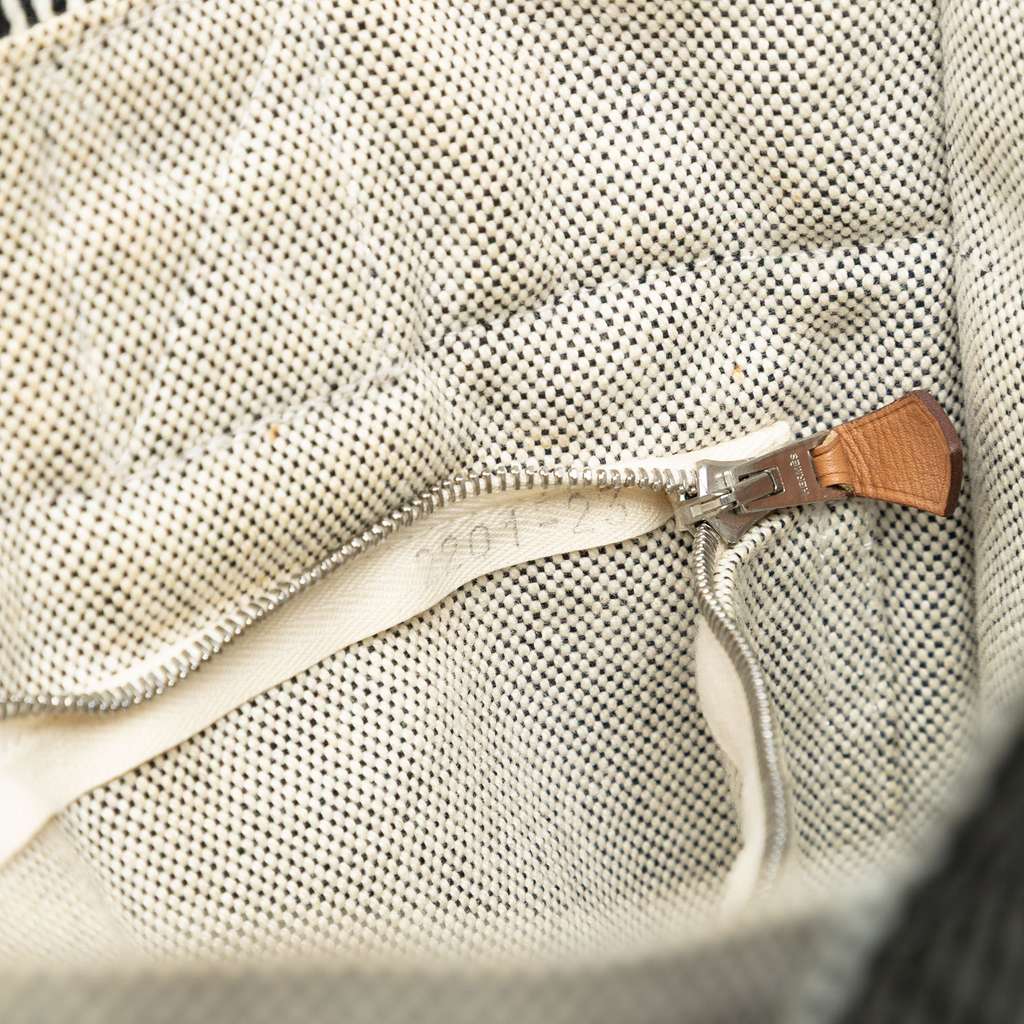 Hermès Canvas Fourre Tout PM Grey Canvas Good condition - Box View