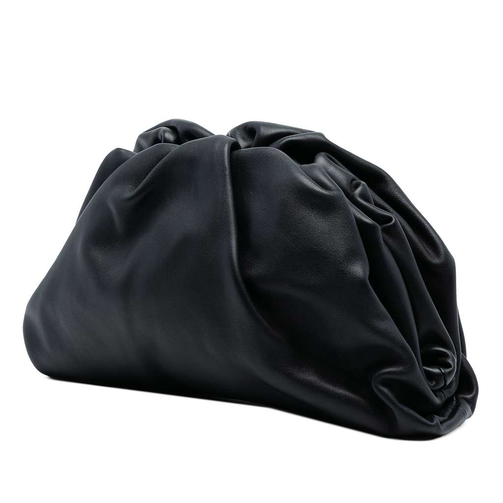 Bottega Veneta Lambskin The Pouch Black Leather Good condition - Back View