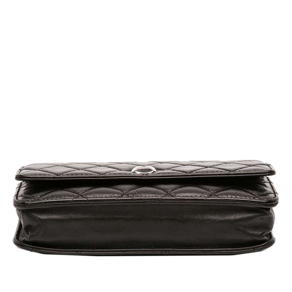 Chanel CC Quilted Crinkled Patent Wallet On Chain Black Leather Good condition - Inside View