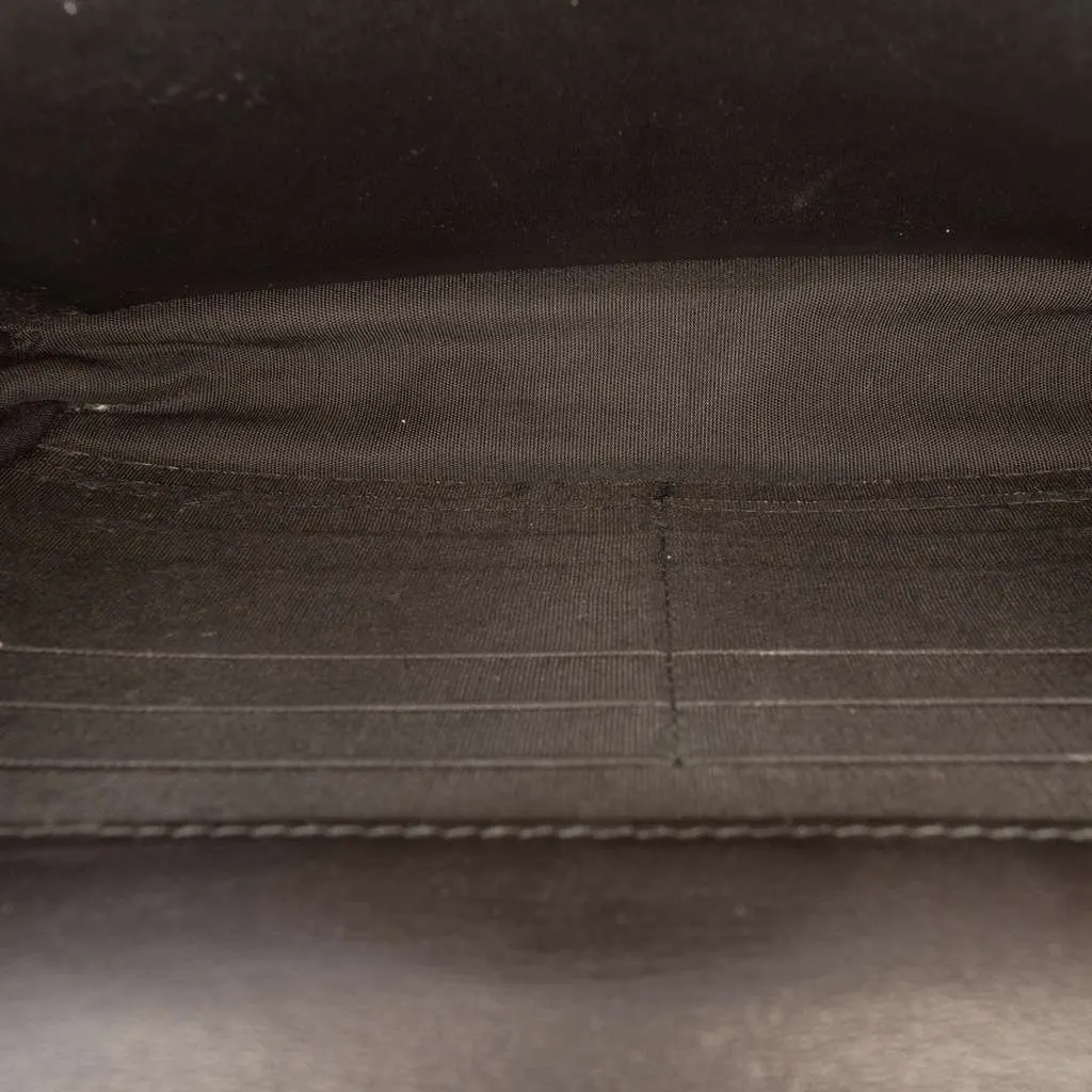 Chanel CC Quilted Crinkled Patent Wallet On Chain Black Leather Very good - Model View