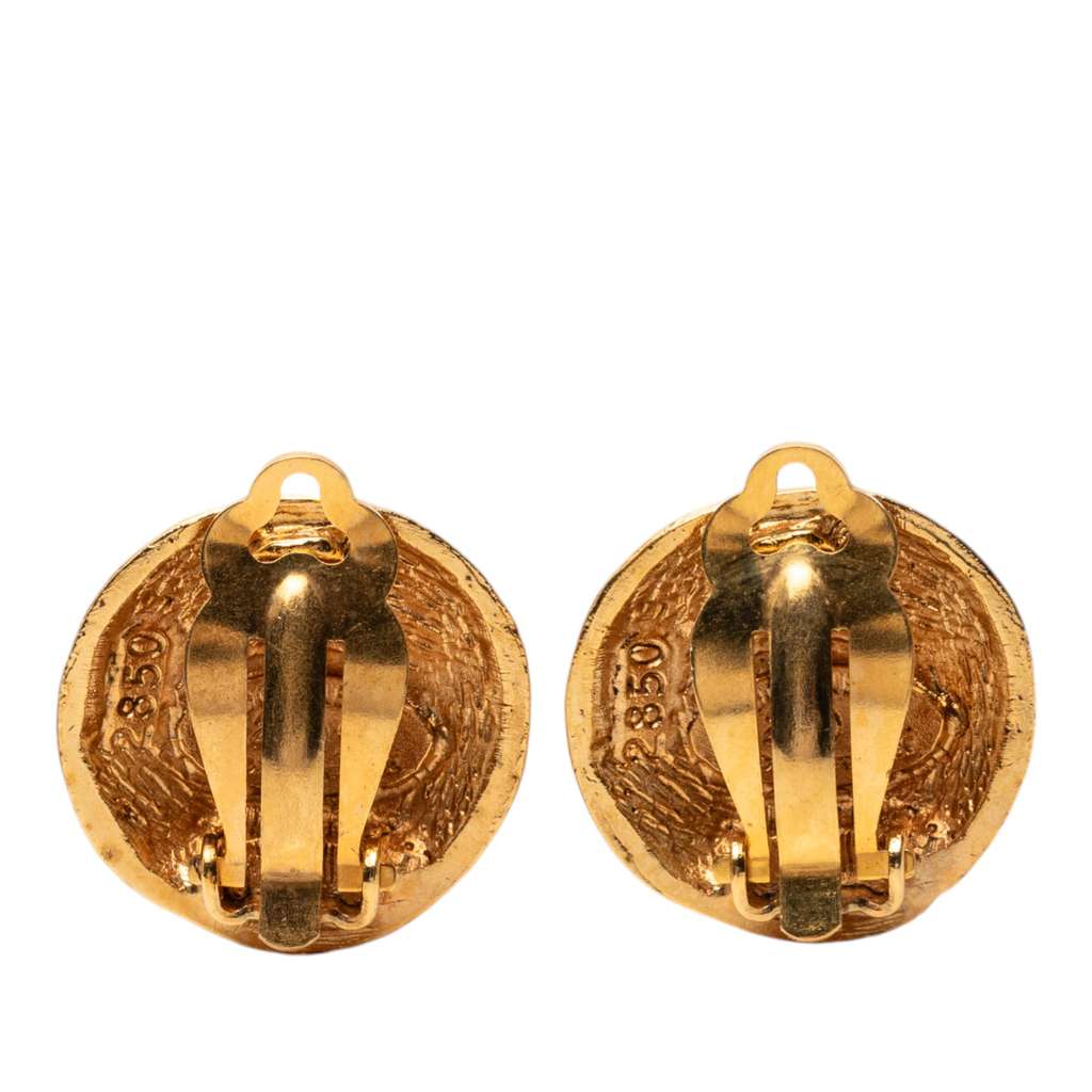 Chanel CC Gold Plated Round Clip On Earrings Gold Metal Good condition - Back View