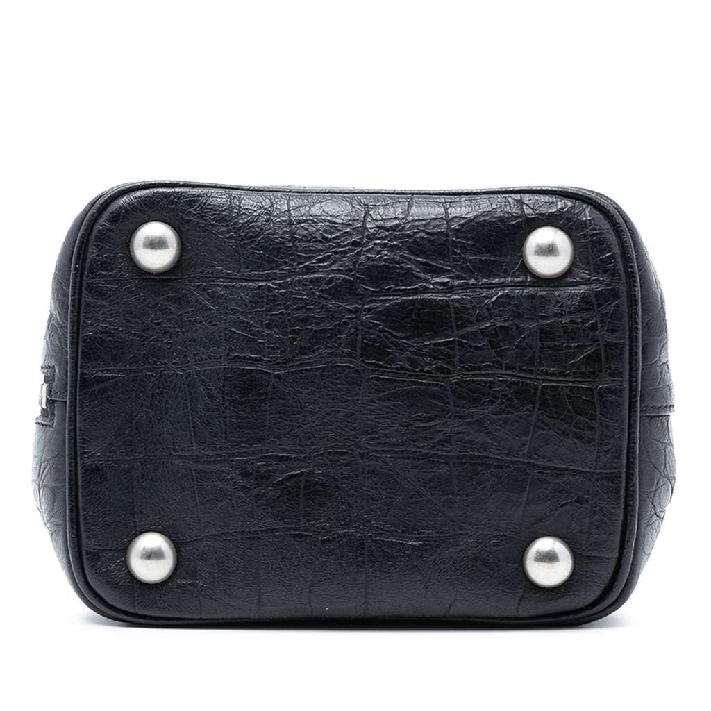 Saint Laurent Baby Crocodile Embossed Calfskin Emmanuelle Bucket Bag Black Leather Good condition - Inside View