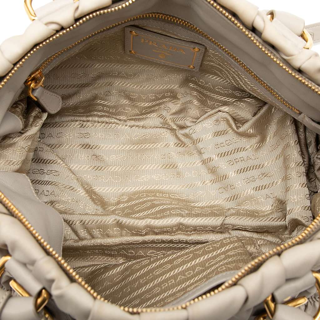 Prada Tessuto Gaufre Satchel Grey Good condition - Model View