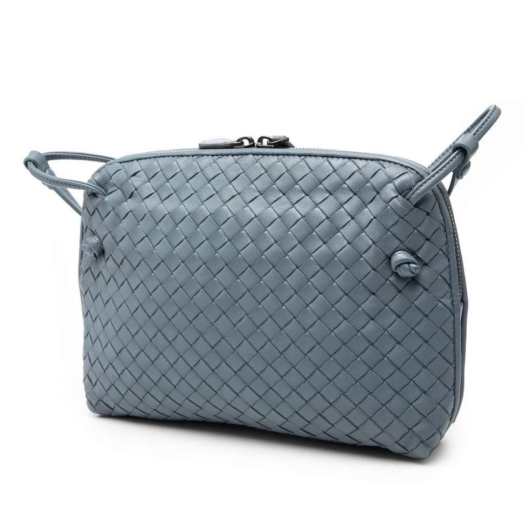 Bottega Veneta Nappa Intrecciato Nodini Crossbody Blue Leather Good condition - Back View