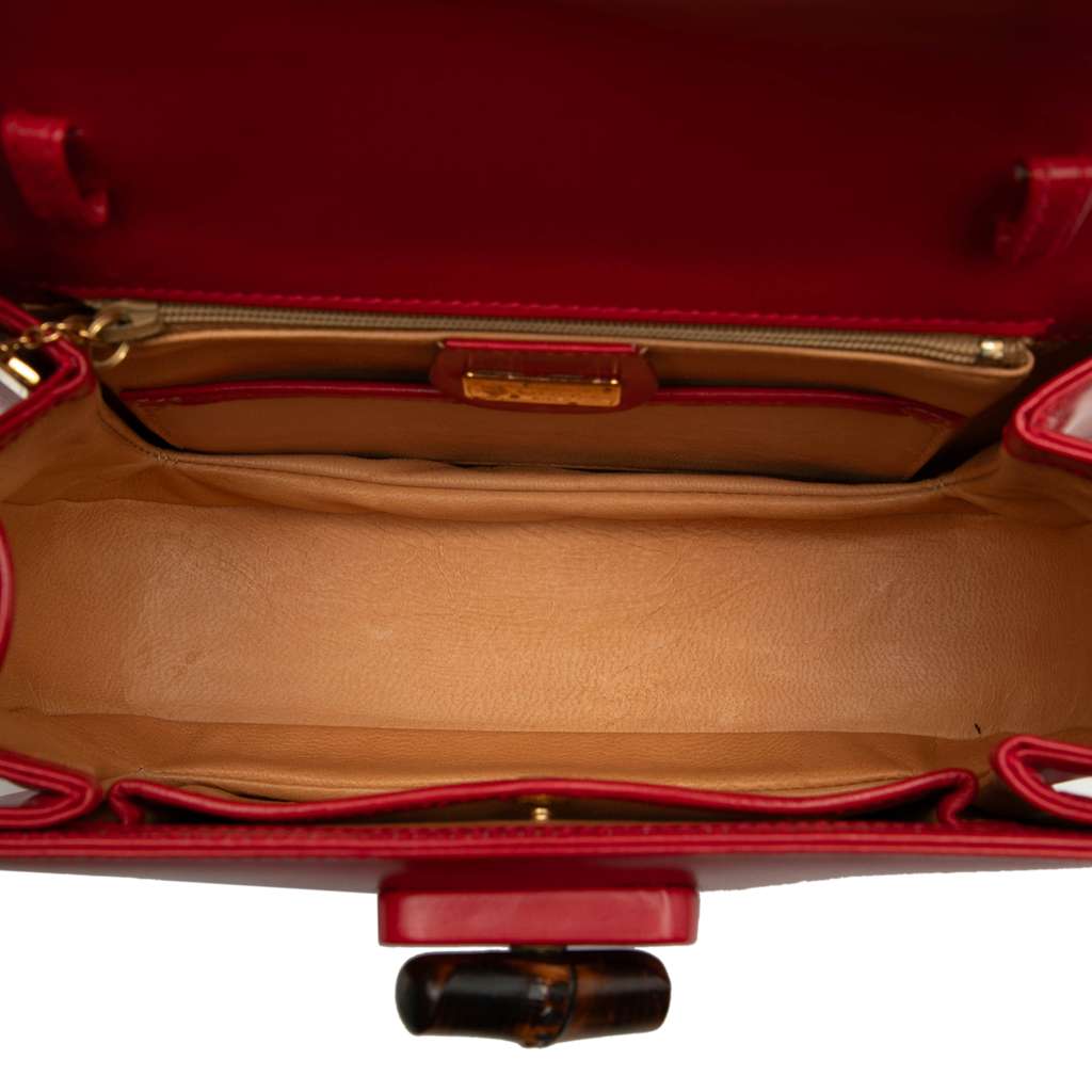 Gucci Small Calfskin Bamboo Night Red Leather Good condition - Model View