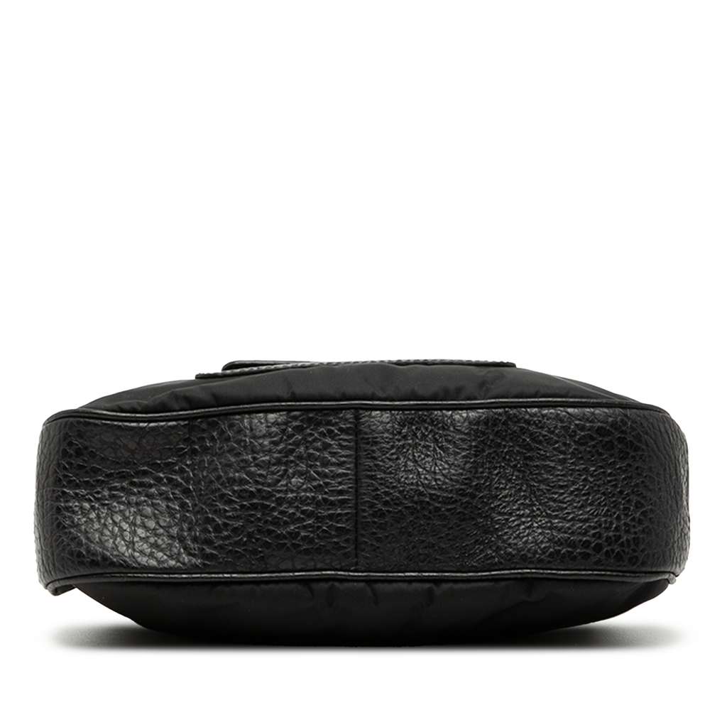 Prada Vitello Daino Trimmed Tessuto Shoulder Bag Black Good condition - Inside View