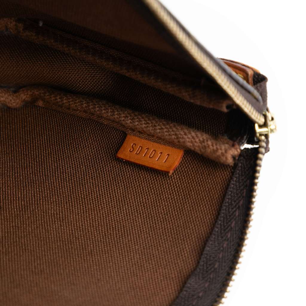 Louis Vuitton Monogram Pochette Accessoires Brown Good condition - Box View