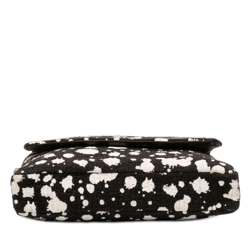 Chanel CC Tweed Paint Splatter Flap Black Tweed Good condition - Inside View